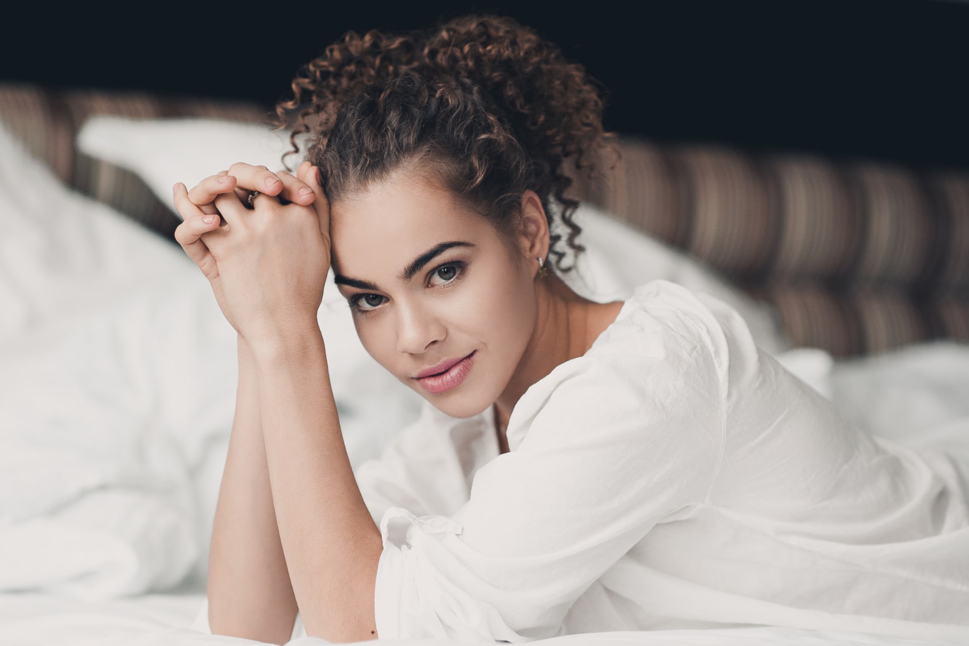 What to Expect from Surgical Cheek Augmentation Recovery