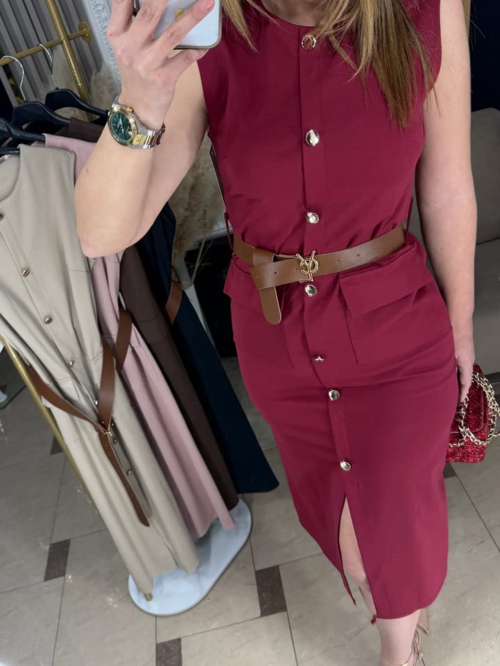 Elegant Midi Dress “Classic Line”