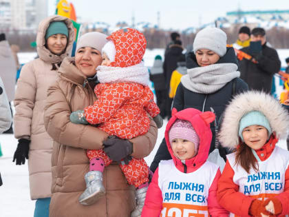 Лыжный забег Кубка главы города Нижневартовска собрал 26 тысяч участников