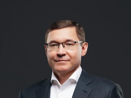 Поздравление полномочного представителя Президента России в Уральском федеральном округе В.В. Якушева