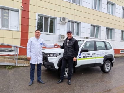 ​17 автомобилей получили больницы Тюменской области для сельских территорий
