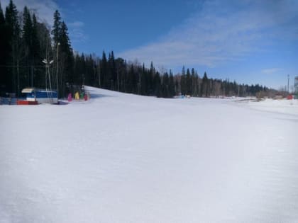 ​«Девушка лежала без признаков жизни»: сургутяне жалуются на опасность «Каменного мыса»
