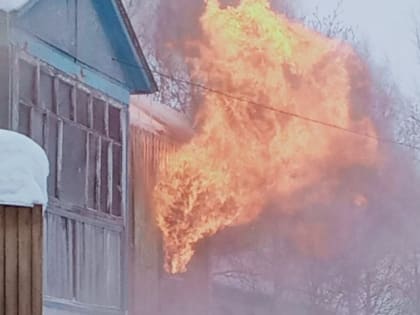 В Белом Яре локализовали пожар, в котором погиб мужчина