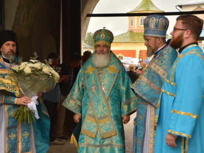 В праздник Тихвинской иконы Божией Матери митрополит Павел возглавил Литургию в Тихвинском Богородично-Успенском мужском монастыре