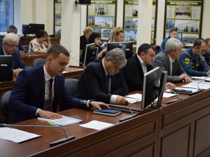 Праздники пройдут безопасно: состоялось заседание антитеррористической комиссии города Югорска