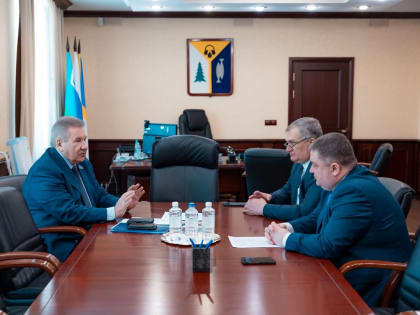 Борис Хохряков встретился с руководством столицы Самотлора