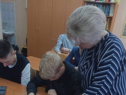 Школьники и студенты голосуют за инициативные проекты Югорска