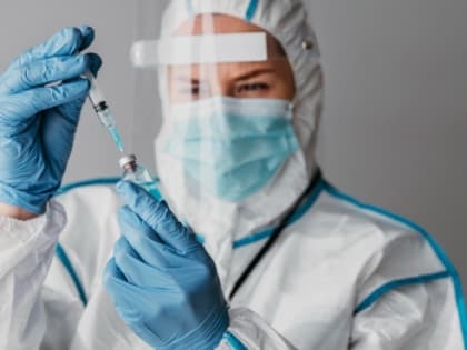 240 тысяч сургутян привились от гриппа