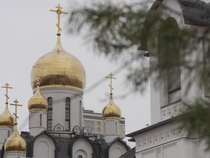 Православные сегодня поздравляют женщин и вспоминают жен-мироносиц