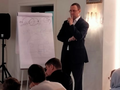 В Сургуте состоялась лекция на тему «Традиционные духовно-нравственные ценности российской цивилизации».