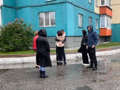 Вторая женщина из ХМАО отправилась в зону СВО