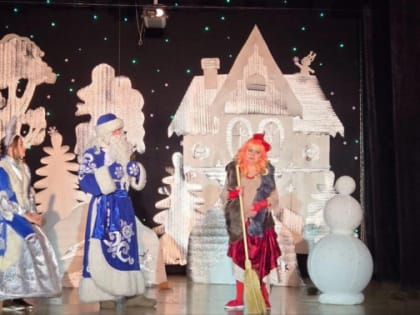 Горки, каток и музей: куда сходить в Лянторе в праздники