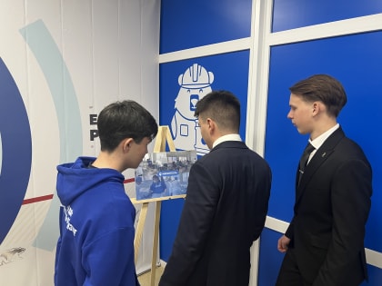 Молодогвардейцы Югры организовали фотовыставку о донорстве в регионе