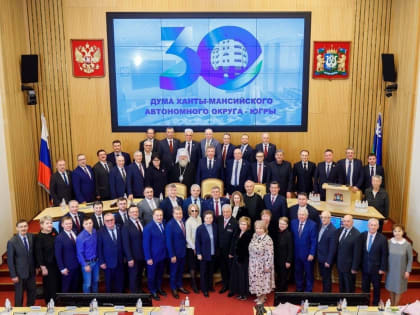 Денис Свиридов принял участие в юбилейном заседании Думы окружного парламента