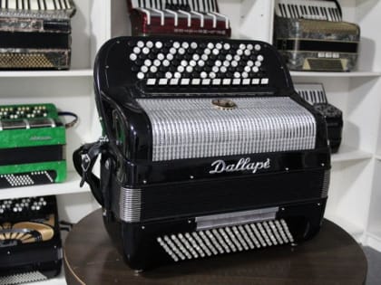 Мегионец лишился денежных средств, желая продать баян