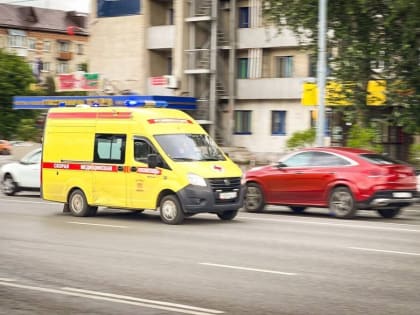 Пьяный югорчанин ударил посетителя кафе стулом по голове из-за женщины