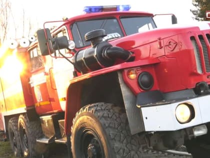 Пожарные Сургута потушили возгорание в бани в дачном кооперативе