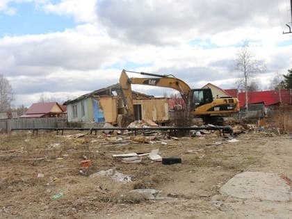 #ПешкомПоГороду: Игорь Алчинов проконтролировал ход сноса расселенных домов
