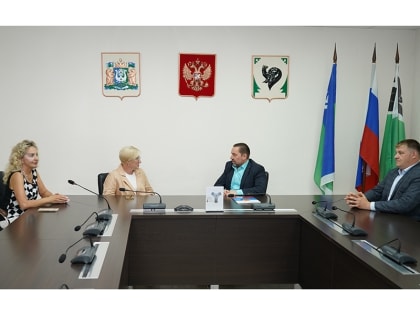 Игорь Алчинов обсудил вопросы поддержки предпринимательства с бизнес-омбудсменом Югры Ириной Каск