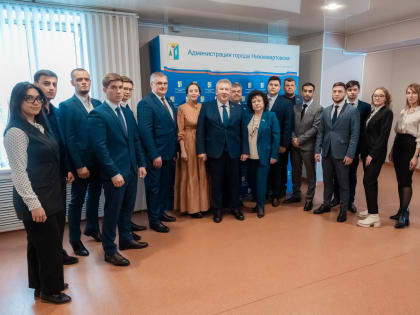 Борис Хохряков встретился с членами Молодежного парламента при Думе города Нижневартовска