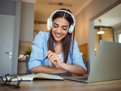 О приближении сроков предоставления уведомлений об исчисленных суммах налогов и налоговой и бухгалтерской отчётности в июне 2023 года расскажут на онлайн-вебинаре