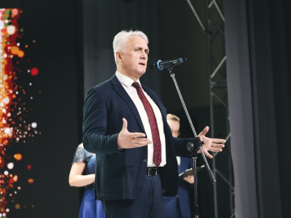 Игорь Бруслиновский принял участи в торжественном мероприятии, посвященном Дню работника культуры Сургутского района