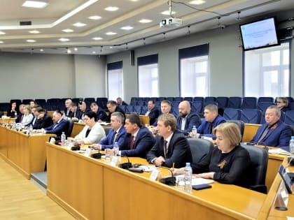 Денис Свиридов оценил итоги работы Думы города Урая за 2023 год