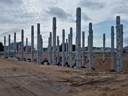 В Югре строят объекты образования