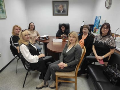 Наталья Западнова встретилась с активом «Женского движения «Единой России» в Нижневартовске