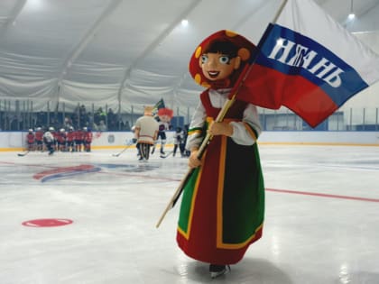 Александр Сальников: «В Нягани модернизировали хоккейный корт «Хоккей Арена»