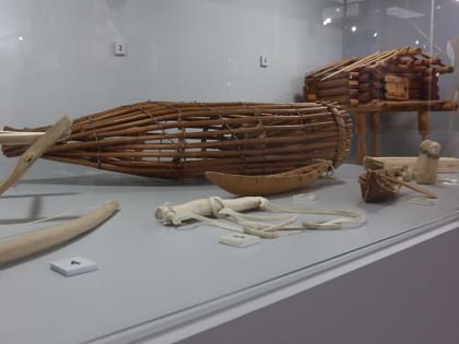 В краеведческом музее Мегиона открылась этнографическая выставка «Два народа, живущих по «подолу Земли»