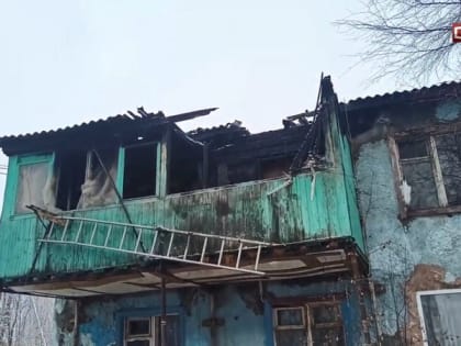 Пожар с погибшим в двухэтажке Солнечного: озвучена одна из версий случившегося