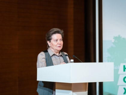 Наталья Комарова обозначила основные направления реализации «Югорского стандарта»