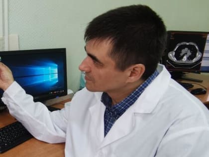 Симптом «бутерброда» помог врачам поликлиники выявить  опасную опухоль