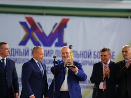 Владимир Семёнов: «Спорт неотделим от страны, её гимна и флага»