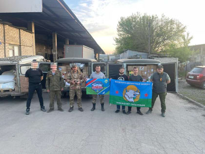 Автомобили УАЗ, гуманитарный груз и письма из Мегиона доставлены в Луганск