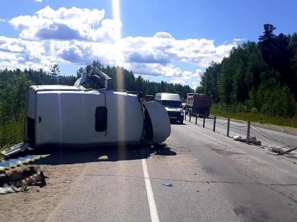 Три человека получили травмы в аварии в Нижневартовском районе