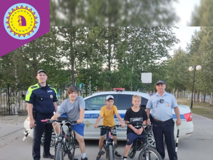 Сотрудники Госавтоинспекции Октябрьского района ежедневно проводят профилактическую работу с юными участниками дорожного движения