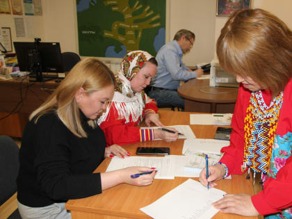 Cтартовала образовательная акция «Фронтальный диктант на хантыйском, мансийском и ненецком языках»