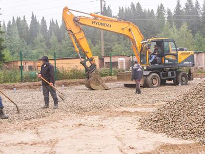 В Ханты-Мансийске продолжается строительство приюта для животных