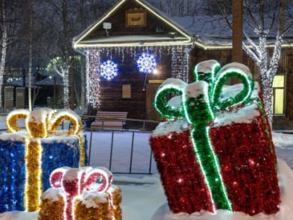 Новогоднее оформление «Старого Сургута» признано лучшим в городе