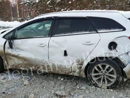 В Сургутском районе водитель «Киа» устроил ДТП и покалечил владельца УАЗа