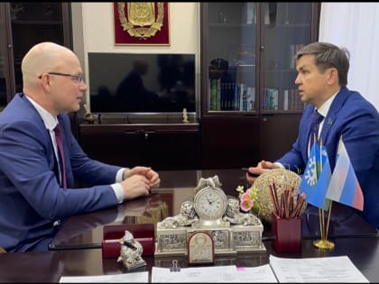 Алексей Тулупов провел рабочую встречу с главой города Урая и председателем местной Думы