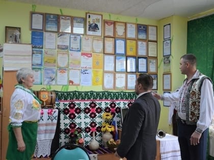 #ВстречиПоСредам - новоселье с национальным колоритом