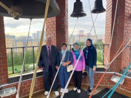 В храме Рождества Христова состоялась экскурсия для педагогов и гостей  Нижневартовского государственного университета