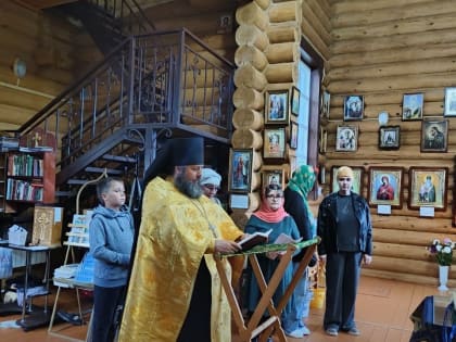 День знаний отметили в д. Шапша