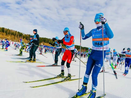 Более 3,7 тысячи человек приняли участие в Югорском лыжном марафоне