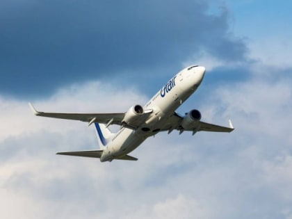 ​Самолет Utair вернулся в аэропорт Тюмени из-за неисправности