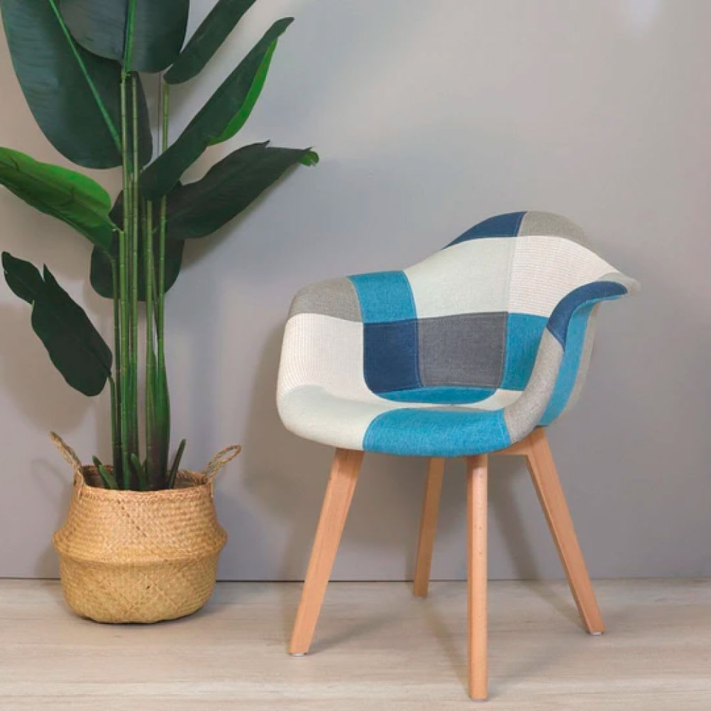 Butaca Eames Patchwork Wood - Celeste