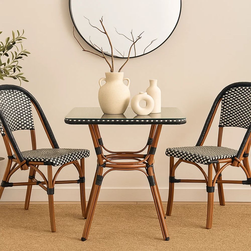 Mesa Bistro Parisino con Metál y Rattan Sintético